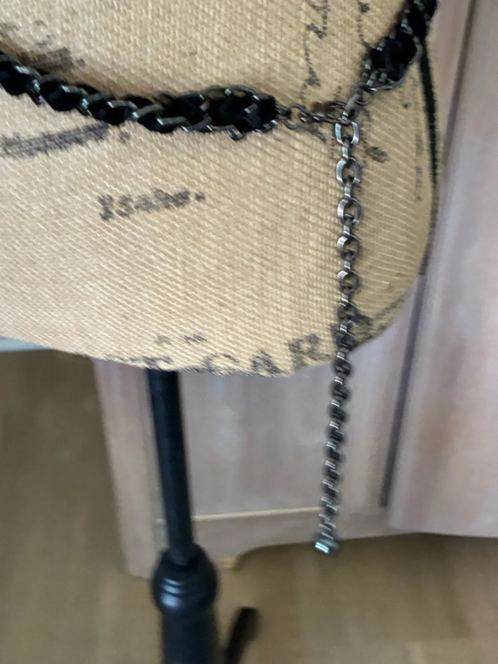 Gunmetal & black velvet Rope Chain‎ Belt Y2K Lariat Adjustable Statement vintage